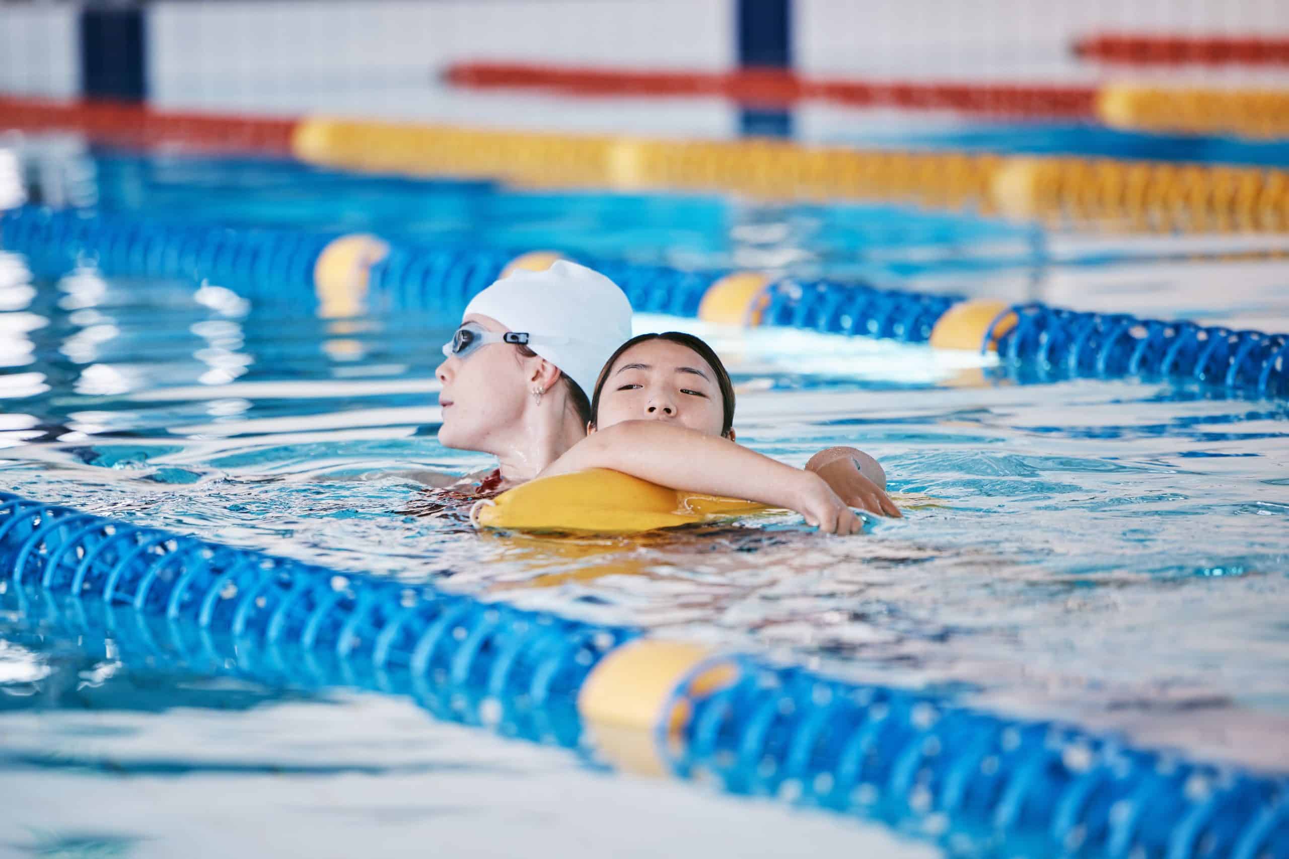 Voici une nouvelle formulation : « Six activités ludiques à réaliser à l’intérieur pour divertir vos enfants sans recourir aux écrans